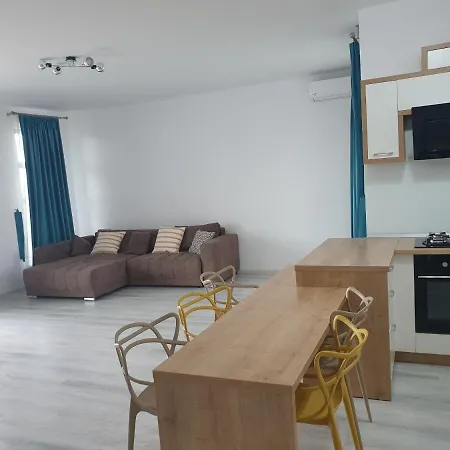 Elysa Apartment *